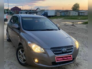 2008 Kia Ceed I, бежевый, 400000 рублей, вид 2