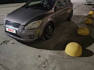 2008 Kia Ceed I, бежевый, 680000 рублей, вид 2