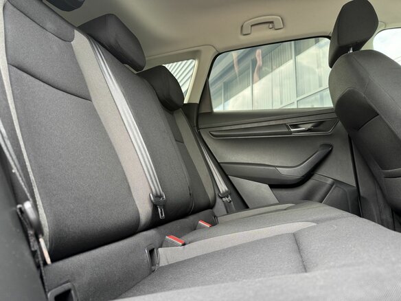2021 Skoda Karoq DSG7 I, серый, 2153000 рублей - вид 10
