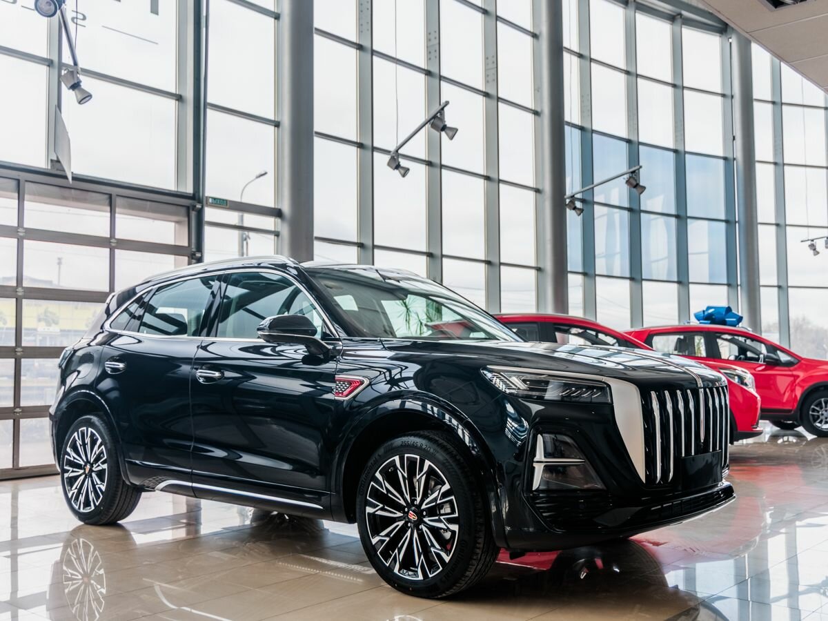 Открыть фотографии: Hongqi HS5 I Рестайлинг