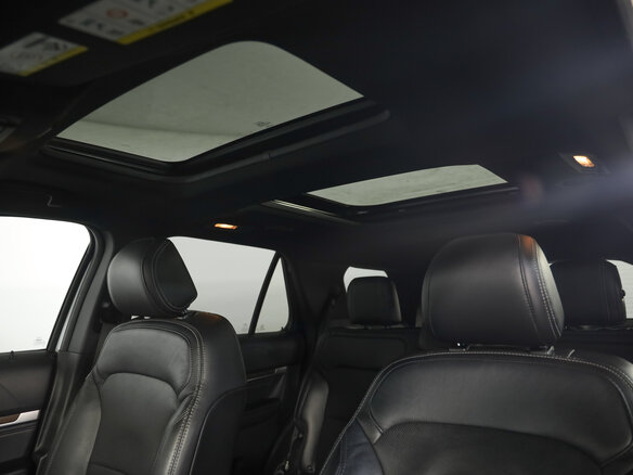 2017 Ford Explorer V Рестайлинг, белый, 2399777 рублей - вид 24