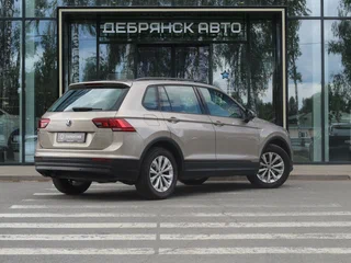 2020 Volkswagen Tiguan II, бежевый, 2320000 рублей, вид 3
