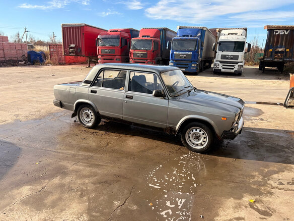 2010 Lada (ВАЗ) 2107, зелёный, 95000 рублей - вид 2