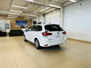 2018 Toyota Corolla Fielder XI (E160, E170) Рестайлинг 2, белый, 1669000 рублей, вид 4