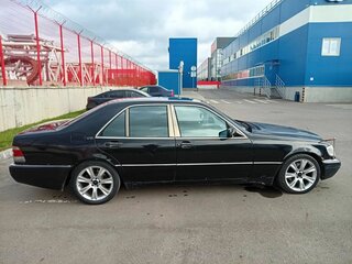 1991 Mercedes-Benz S-Класс 300 III (W140), чёрный, 400000 рублей, вид 2
