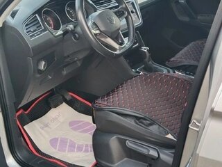 2021 Volkswagen Tiguan II Рестайлинг, серый, 3000000 рублей, вид 5