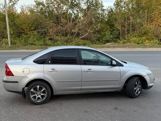2005 Ford Focus II, серебристый, 220000 рублей, вид 3