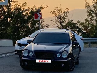 2000 Mercedes-Benz E-Класс 320 II (W210, S210) Рестайлинг, чёрный, 1650000 рублей, вид 2