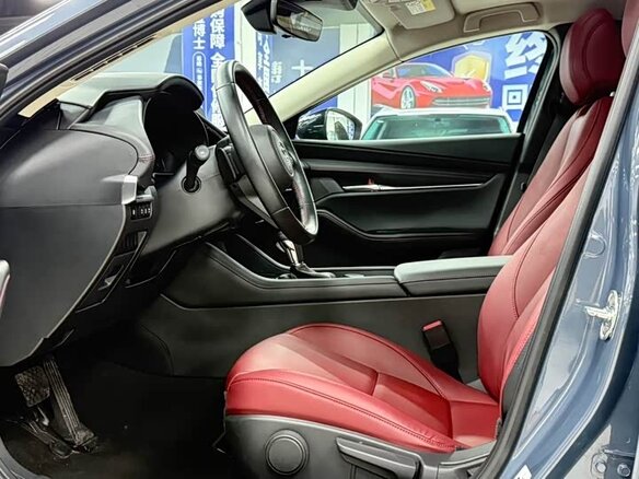 2023 Mazda 3 Axela IV (BP), серый, 1500055 рублей - вид 9