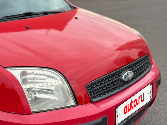 2005 Ford Fusion I, красный, 220000 рублей - вид 6
