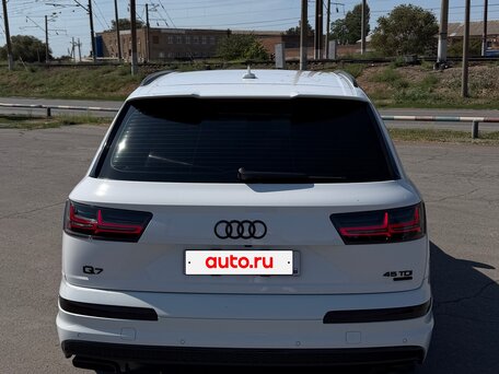 2018 Audi Q7 II (4M), белый, 5100000 рублей, вид 4