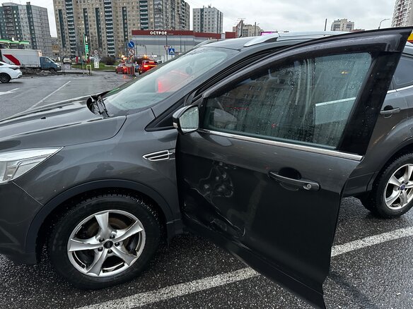 2015 Ford Kuga II, серый, 850000 рублей - вид 9