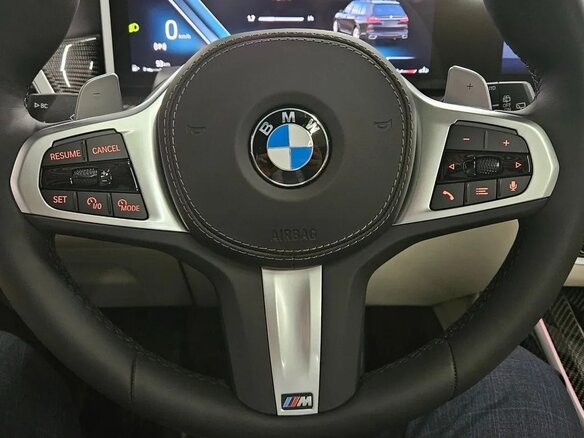 2026 BMW X7 40d I (G07) Рестайлинг, чёрный, 15999666 рублей - вид 5