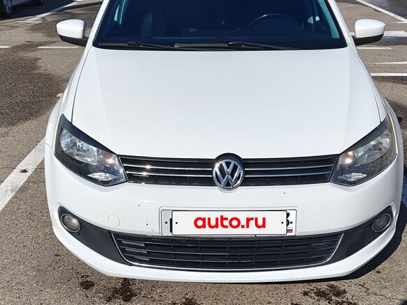 2012 Volkswagen Polo V, белый, 645000 рублей