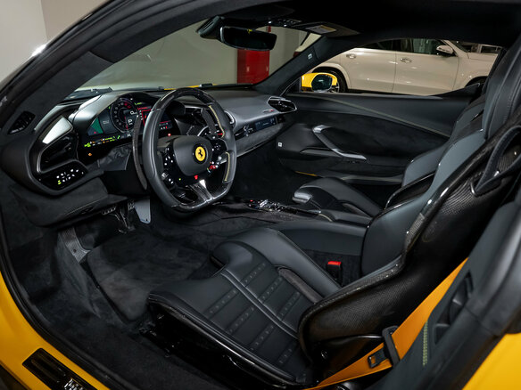 2024 Ferrari 296 GTB, жёлтый, 38000000 рублей - вид 26