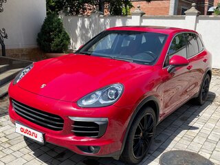2015 Porsche Cayenne S II Рестайлинг (958), красный, 4300000 рублей, вид 1