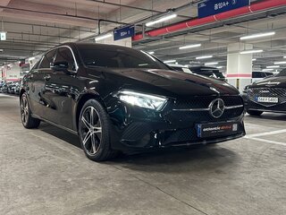 2022 Mercedes-Benz A-Класс 200 d IV (W177) Рестайлинг, чёрный, 3290000 рублей, вид 3