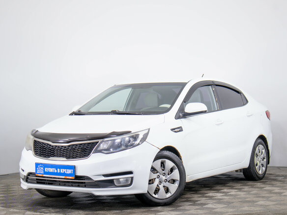 2015 Kia Rio III Рестайлинг, белый, 599000 рублей - вид 2