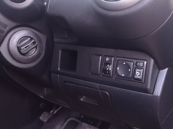 2009 Nissan Note I Рестайлинг, серый, 650000 рублей - вид 12