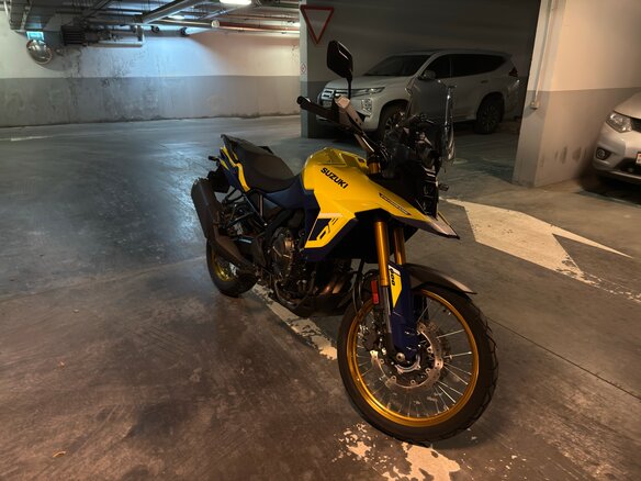 2023 Suzuki V-Strom 800DE, жёлтый, 1190000 рублей - вид 1