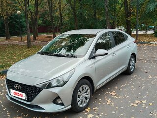 2020 Hyundai Solaris II, серебристый, 1220000 рублей, вид 1