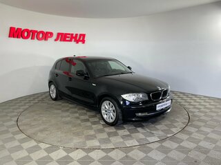 2010 BMW 1 серии 118i I (E81/E82/E87/E88) Рестайлинг, чёрный, 749000 рублей, вид 3