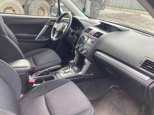 2014 Subaru Forester IV, серый, 1230000 рублей - вид 6