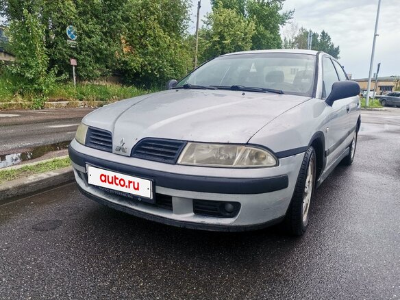 2002 Mitsubishi Carisma I Рестайлинг, серебристый, 199000 рублей - вид 1