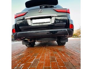 2016 Lexus LX 570 III Рестайлинг 2, чёрный, 7700000 рублей, вид 3
