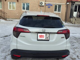 2019 Honda Vezel I Рестайлинг, белый, 2100000 рублей, вид 4