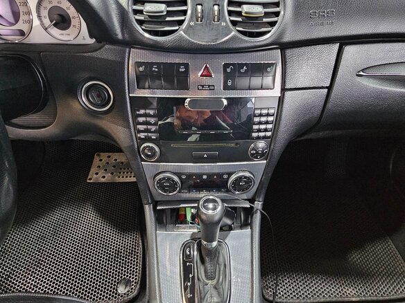 2006 Mercedes-Benz CLK-Класс 200 II (W209) Рестайлинг, чёрный, 700000 рублей - вид 24