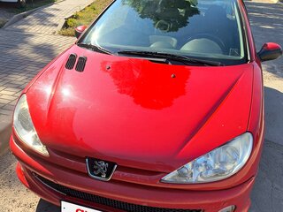 2009 Peugeot 206, красный, 300000 рублей, вид 2