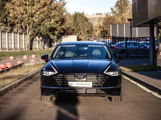 2020 Hyundai Sonata VIII (DN8), чёрный, 2369000 рублей, вид 4