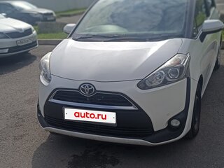 2018 Toyota Sienta II Рестайлинг, белый, 1470000 рублей, вид 3