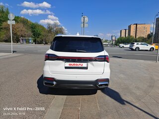 2024 Geely Okavango I Рестайлинг, белый, 2850000 рублей, вид 3