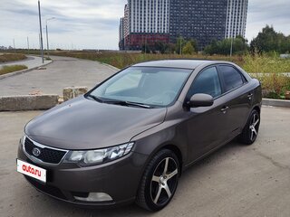 2013 Kia Cerato 6-speed II, коричневый, 695000 рублей, вид 3