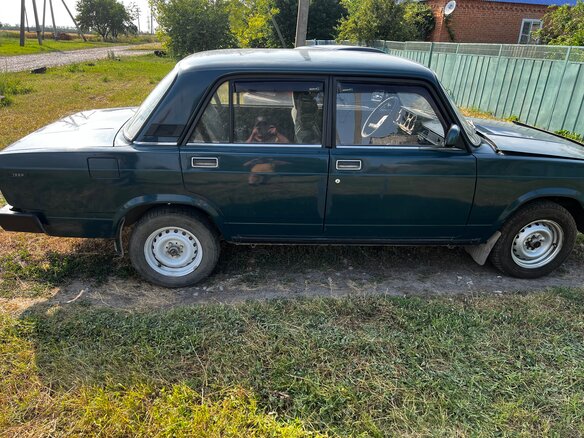 1996 Lada (ВАЗ) 2105, зелёный, 145000 рублей - вид 1