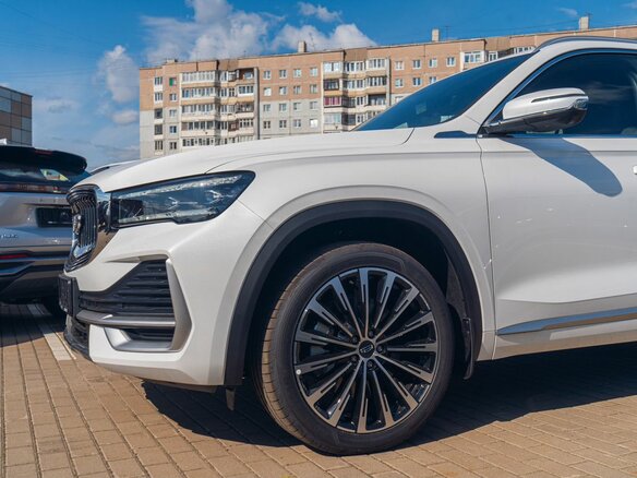2026 Geely Monjaro I, белый, 4954990 рублей - вид 11
