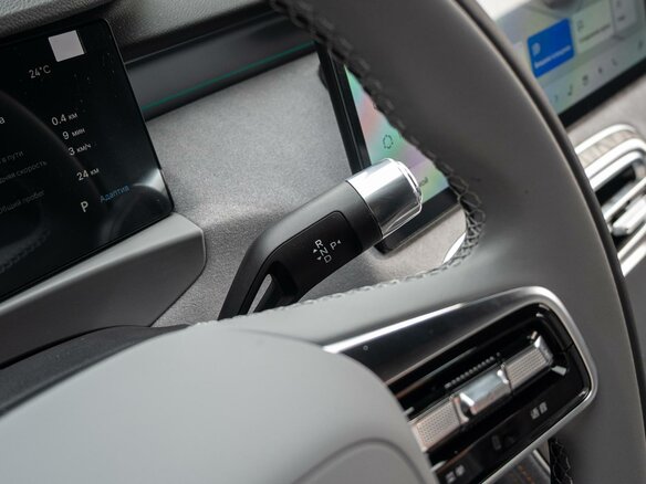 2026 Geely Galaxy M7, серый - вид 19
