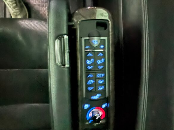 2021 Toyota Alphard III Рестайлинг, чёрный, 4600000 рублей - вид 28