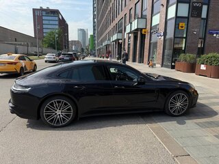 2021 Porsche Panamera 4 II Рестайлинг, чёрный, 9540000 рублей, вид 3