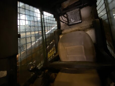2009 Case CE 440, жёлтый, 950000 рублей, вид 5