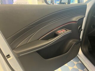 2026 Omoda C7, серебристый, 3099000 рублей, вид 5