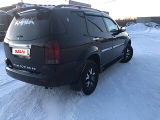 2005 SsangYong Rexton I, пурпурный, 999999 рублей, вид 3