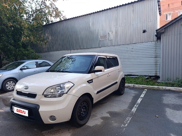 2011 Kia Soul I, бежевый, 490000 рублей