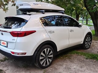 2017 Kia Sportage IV, белый, 2700000 рублей, вид 3