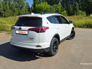 2018 Toyota RAV4 IV (XA40) Рестайлинг, белый, 3050000 рублей, вид 2