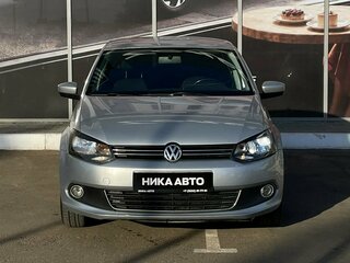 2014 Volkswagen Polo V, серебристый, 830000 рублей, вид 2