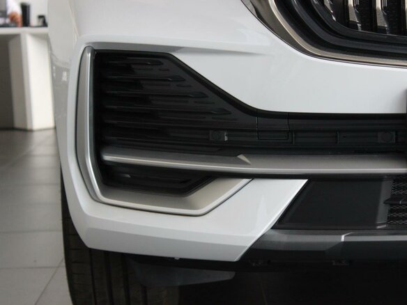 2026 Geely Monjaro I, белый, 4954990 рублей - вид 12