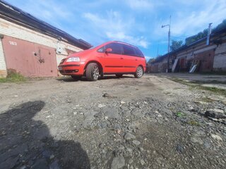 2005 Volkswagen Sharan I Рестайлинг 2, красный, 650000 рублей, вид 2